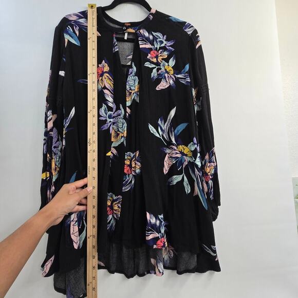 Free People Black Floral Boho Tunic Top Sz S Hippie, Artsy Oversized Flowy Y2K - Picture 5 of 8